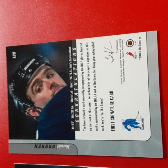 AUTOGRAPHED Harold Druken Vancouver Canucks NHL Hockey Cards x 2 - Picture 6 of 6